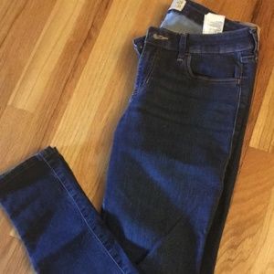 Hollister Dark Wash Skinny Jeans